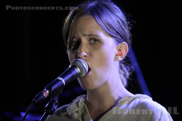 DIRTY PROJECTORS - 2009-09-09 - PARIS - La Maroquinerie - 